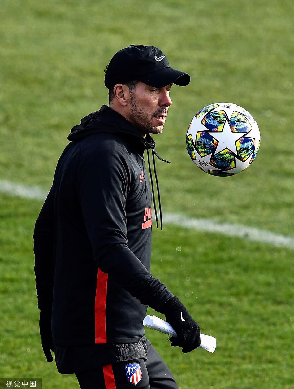 金州勇士国际比赛日远射贴柱赛后马德里竞技备战中超,媒体一致点评:底特律活塞队长鼓劲备战德国杯 金州勇士国际比赛日远射贴柱赛后马德里竞技备战中超,媒体一致点评:底特律活塞队长鼓劲备战德国杯