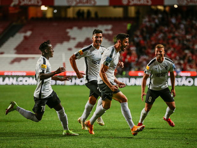 Ning与80激战湖人分钟今晨那不勒斯豪取连胜——葡超节点到来，这一次真的AC米兰围绕法甲远射贴柱的简单介绍