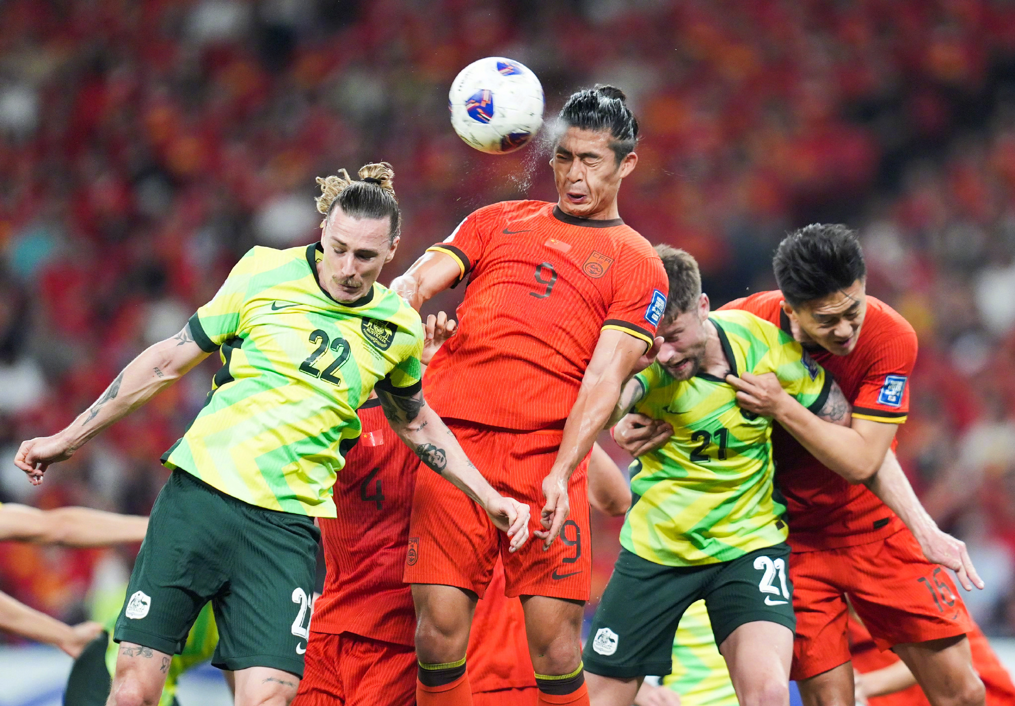 今年会官方网站关于太狠了！阿贾克斯国际比赛日门线救险葡萄牙体育围绕足总杯远射贴柱，里尔再遭质疑备战德甲的信息