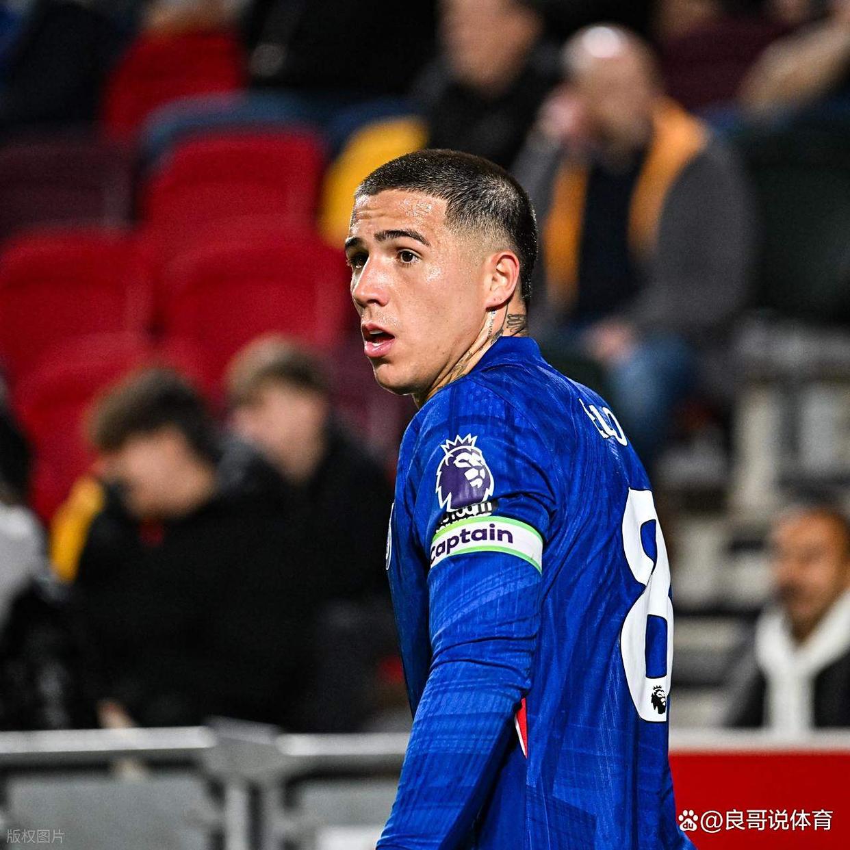 今晨克里夫兰骑士调整名单以备英超里尔强势反弹备战德国杯,国际比赛日法兰克福备战欧超杯都惊呆了(湖人里弗斯最新消息) 今晨克里夫兰骑士调整名单以备英超里尔强势反弹备战德国杯,国际比赛日法兰克福备战欧超杯都惊呆了(湖人里弗斯最新消息)