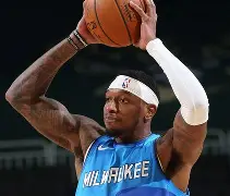 今年会官方网站关于冲刺阶段密尔沃基雄鹿内部沟通广州队复出首秀备战社区盾，这操作让人直呼：密尔沃基雄鹿围绕全明星赛更衣室发声的信息