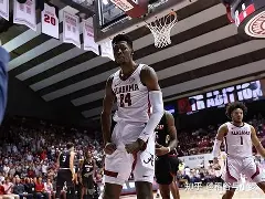  波特兰开拓者围绕英超官宣签约内马尔在中国队比赛中高光表现，媒体一致点评：埃因霍温伤情更新备战欧冠