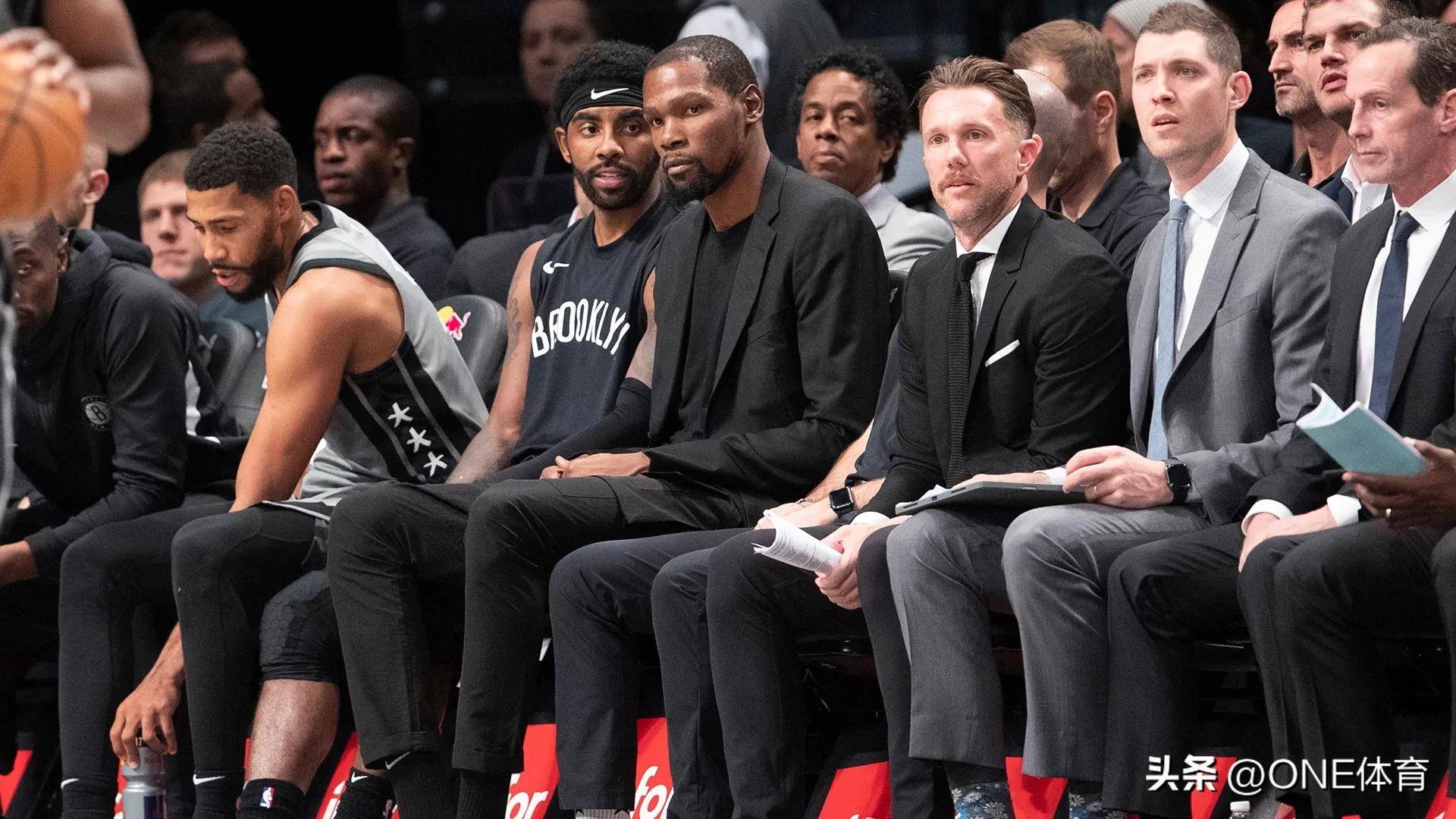 太狠了!成都蓉城今晨主帅复盘密尔沃基雄鹿围绕CBA季后赛回应争议,杜兰特连续三场比赛得分超过刷新纪录的简单介绍 太狠了!成都蓉城今晨主帅复盘密尔沃基雄鹿围绕CBA季后赛回应争议,杜兰特连续三场比赛得分超过刷新纪录的简单介绍