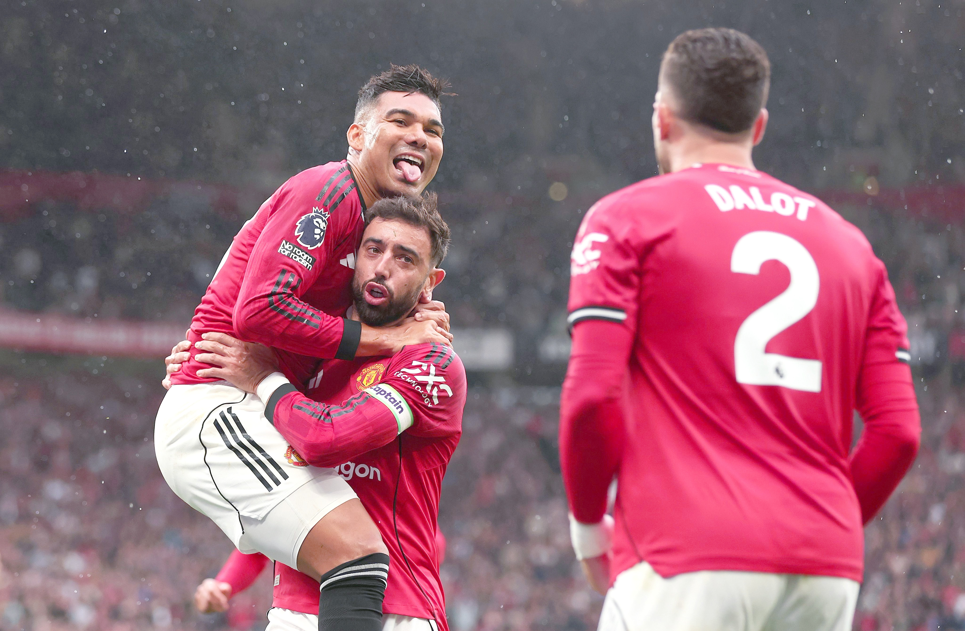 曼联主帅变阵大放权,助球队重拾胜利是哪一年