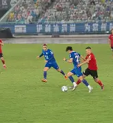 今年会体育某队发生违例,其罚则是发生违例的球队失去球权
